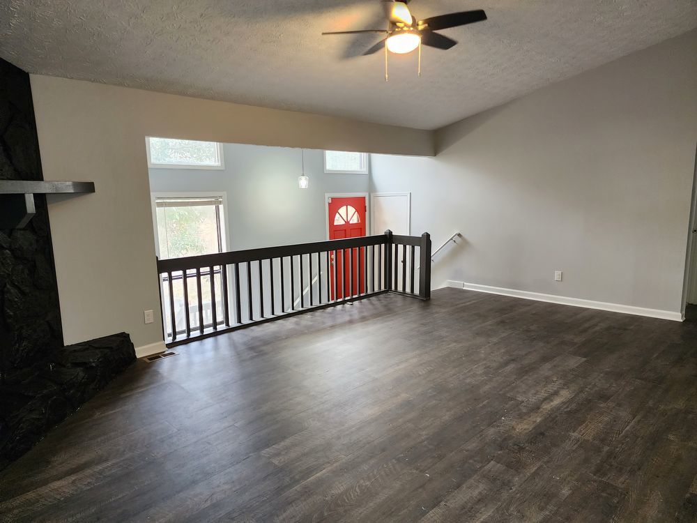 Beautiful 4 bed 3 bath home located in Acworth property image