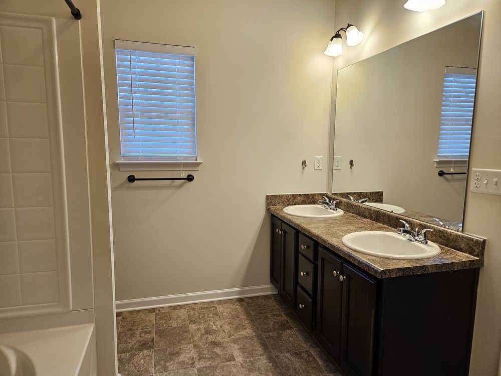 Nice 3 bed 2.5 bath Townhouse located in Acworth property image