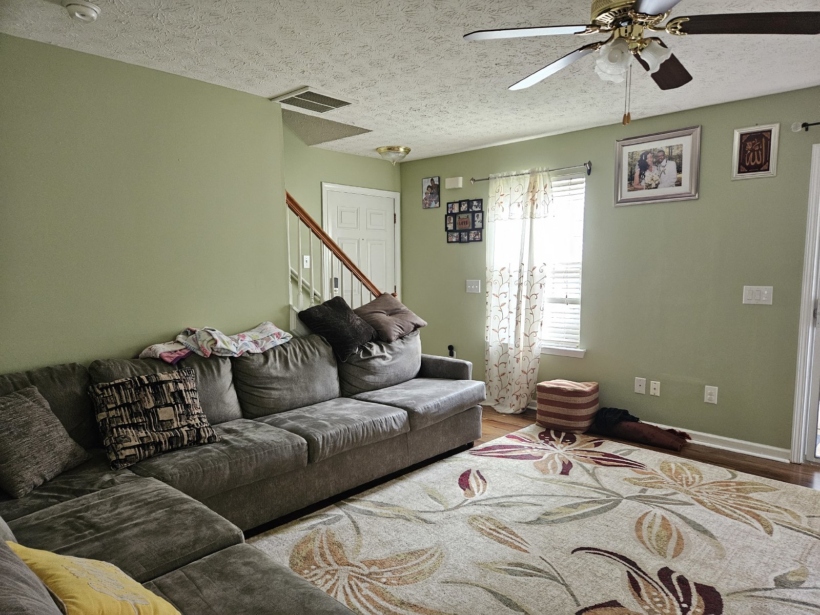 Rare 3 bed 2.5 located in the Etowah School District property image