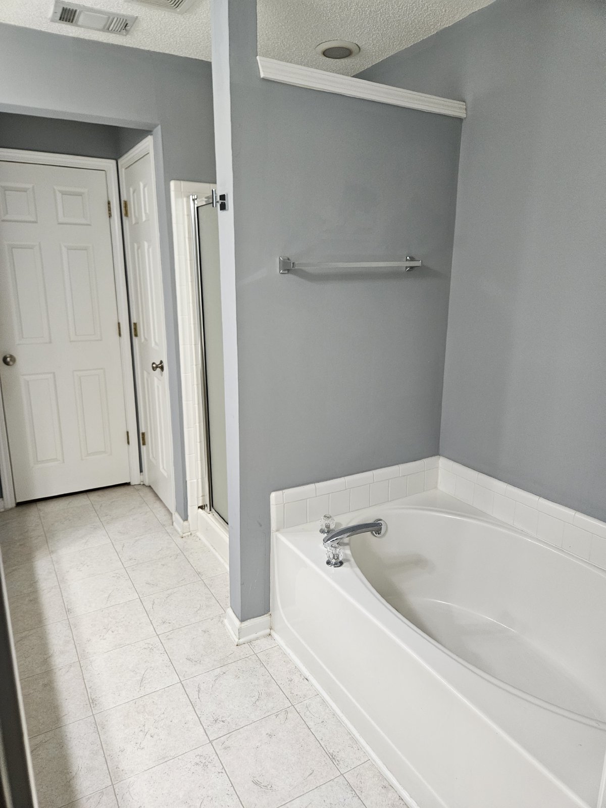 Beautiful 3 bed 2.5 bath townhome located in Kennesaw property image