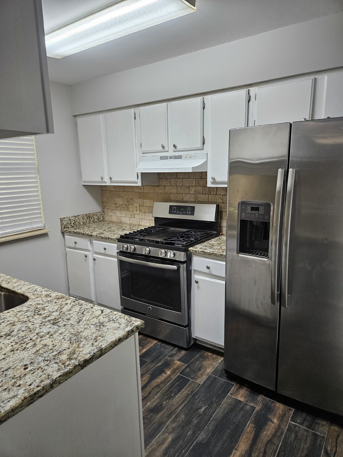 Don't miss out on this 2 bed 2.5 bath condo located in Marietta property image