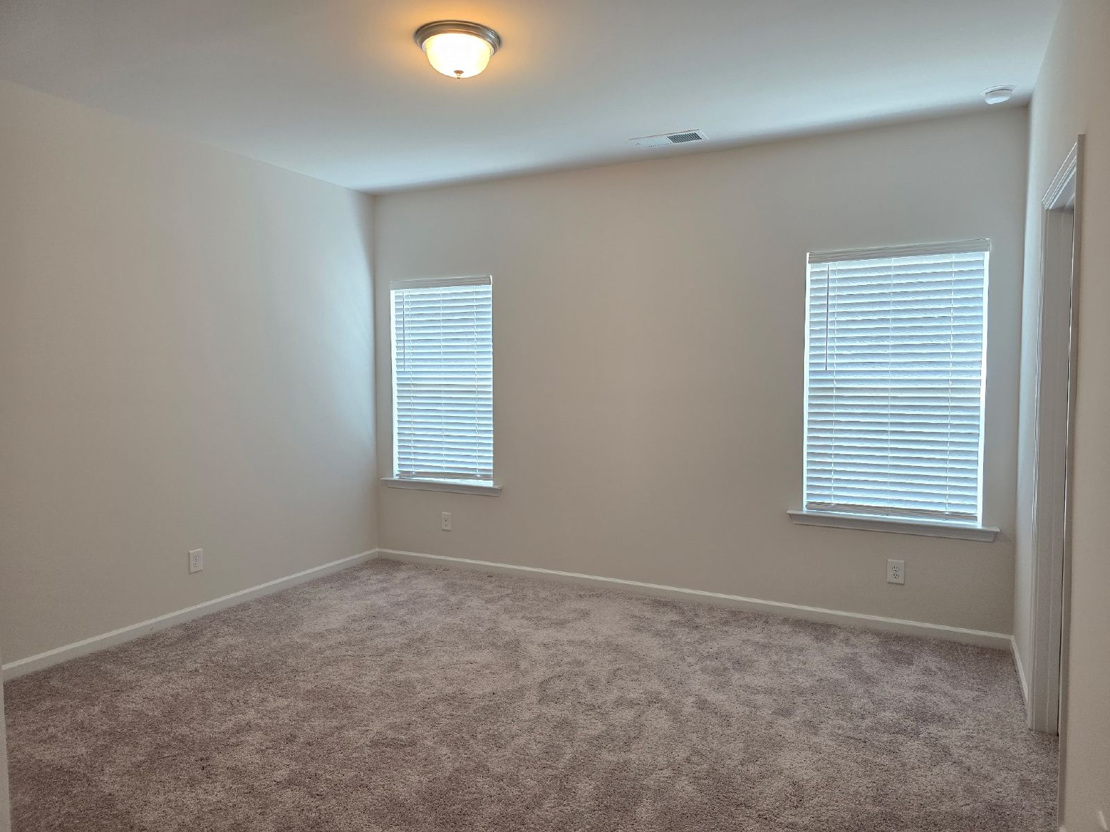 Brand new 3 bed 2.5 bath Townhome located in Cartersville property image