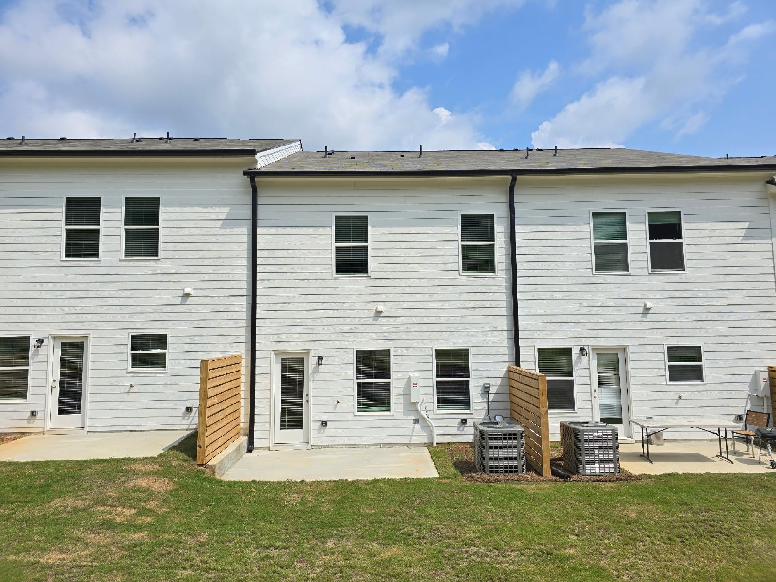 Brand new 3 bed 2.5 bath Townhome located in Cartersville property image