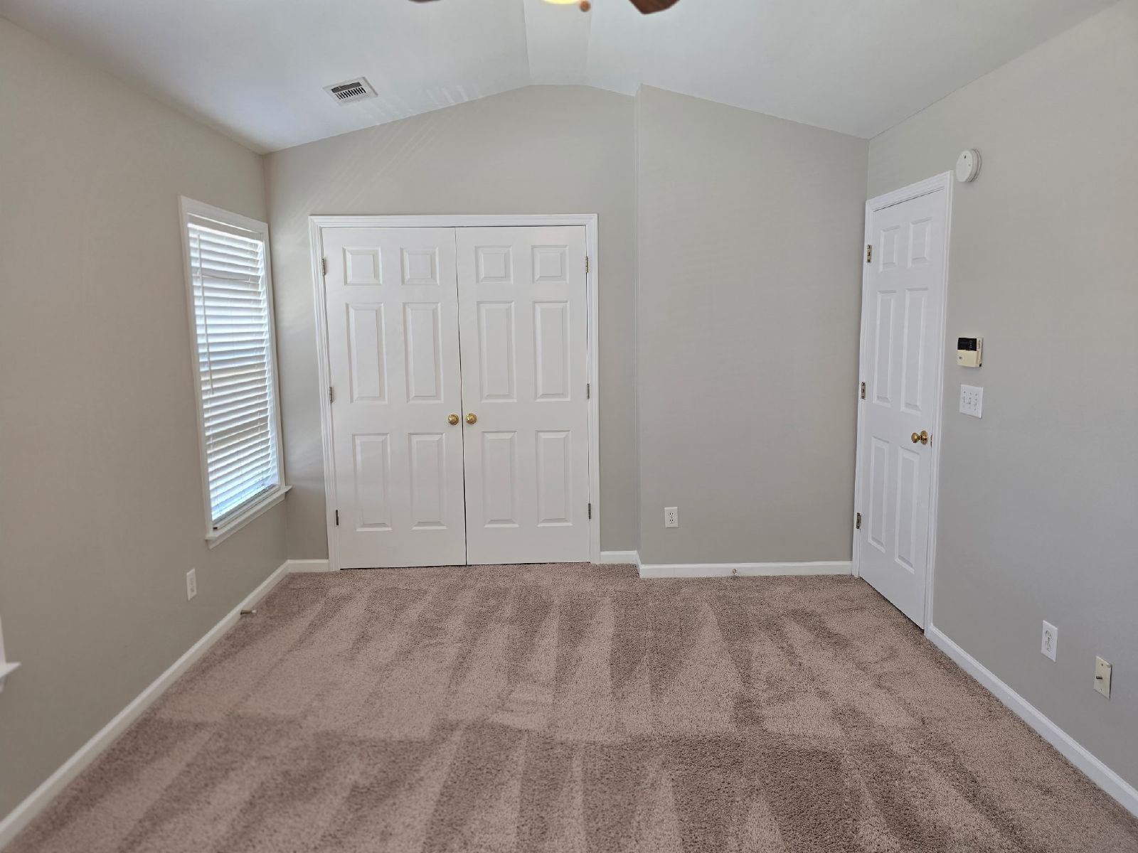 Beautiful 2 bed 2.5 bath Townhome located in Kennesaw property image