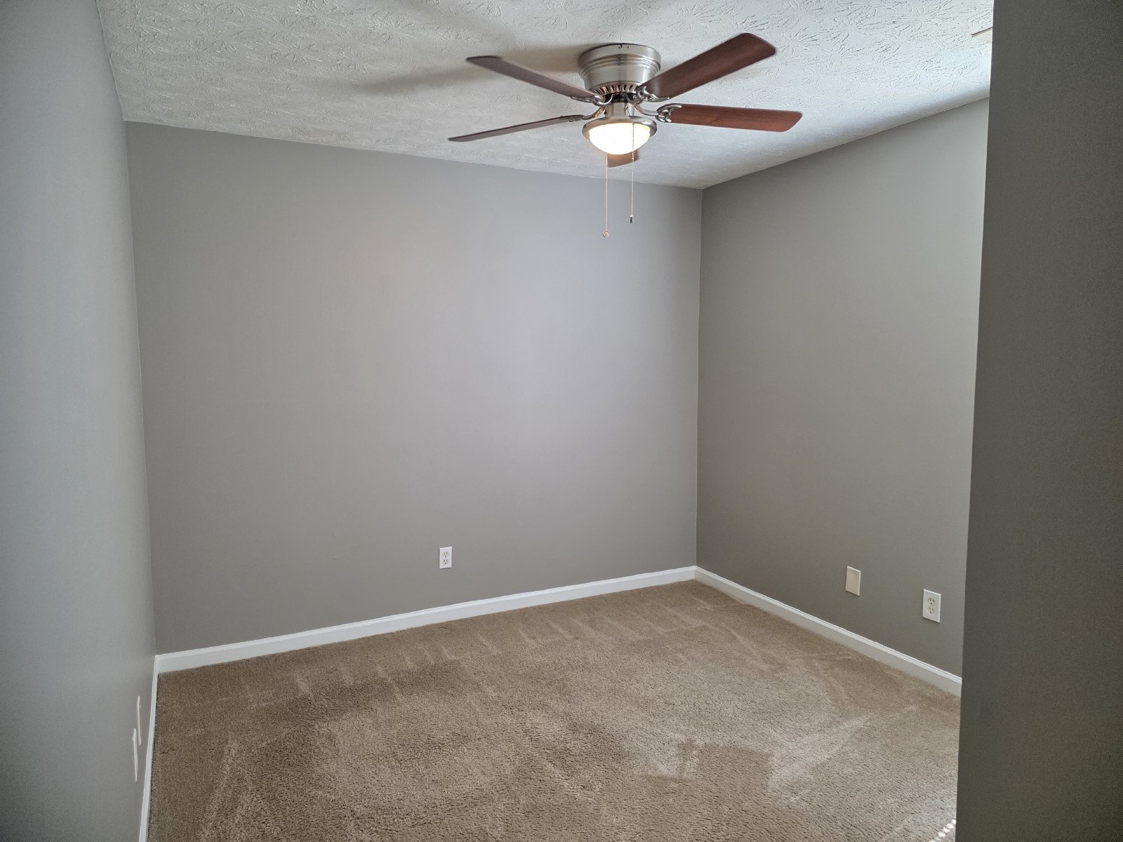 Rare 3 bed 2 bath Ranch located in Dallas property image