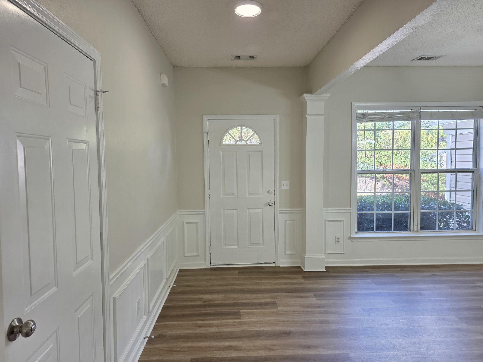 Updated 3 bed 2.5 Townhome located in Smyrna property image