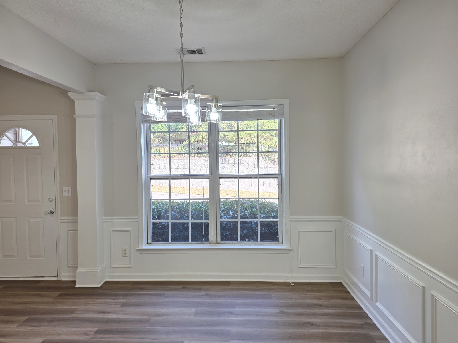 Updated 3 bed 2.5 Townhome located in Smyrna property image