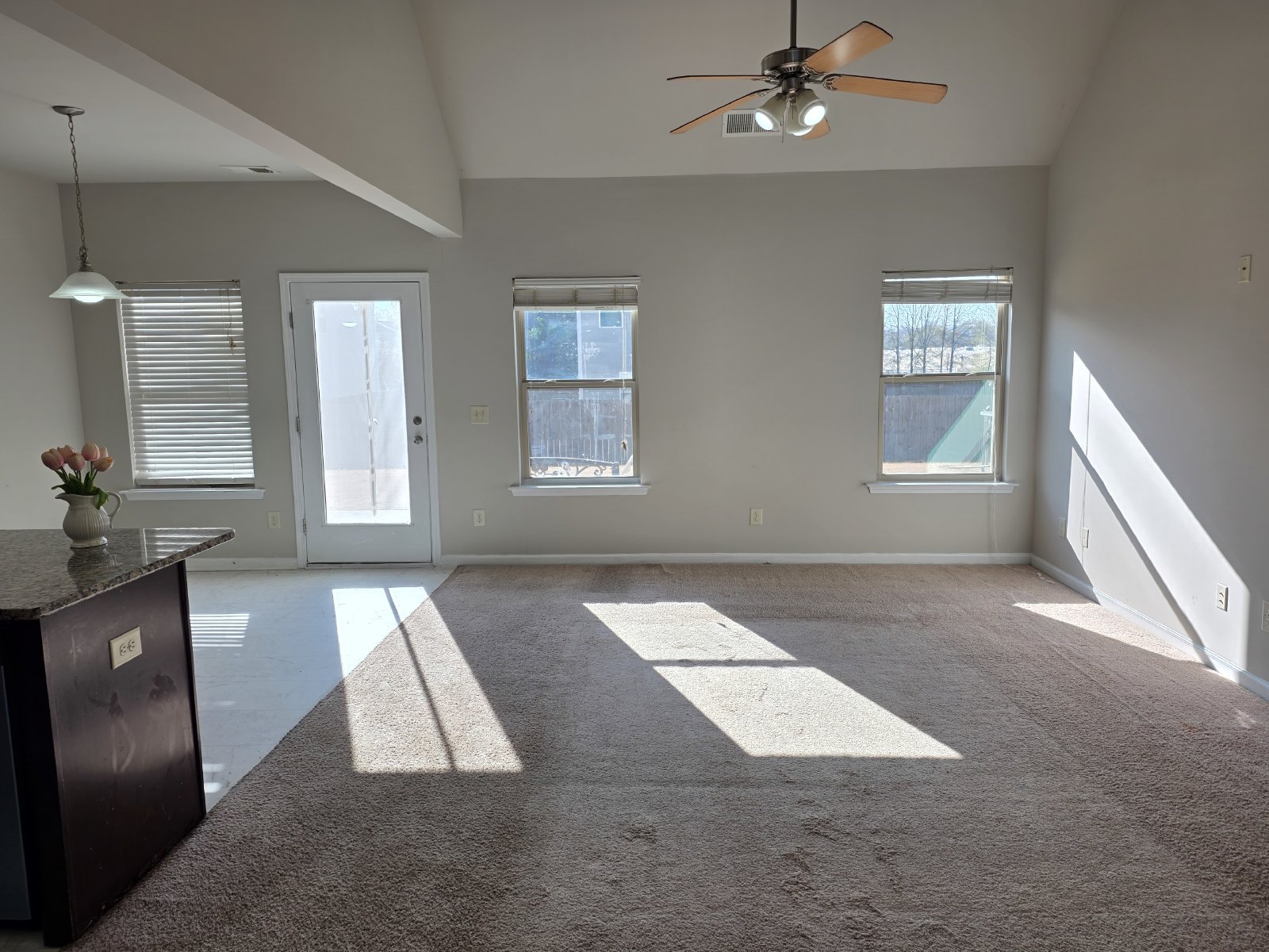 Beautiful 4 bed 2.5 bath home located in Cartersville property image