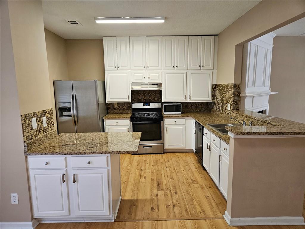 Rare 3 bed 2.5 bath Townhome located in Marietta property image