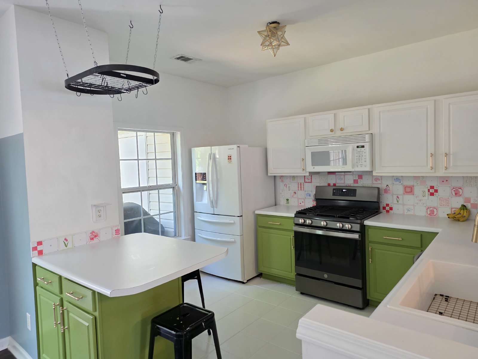 Rare 3 bed 2.5 bath Townhome located in Kennesaw property image