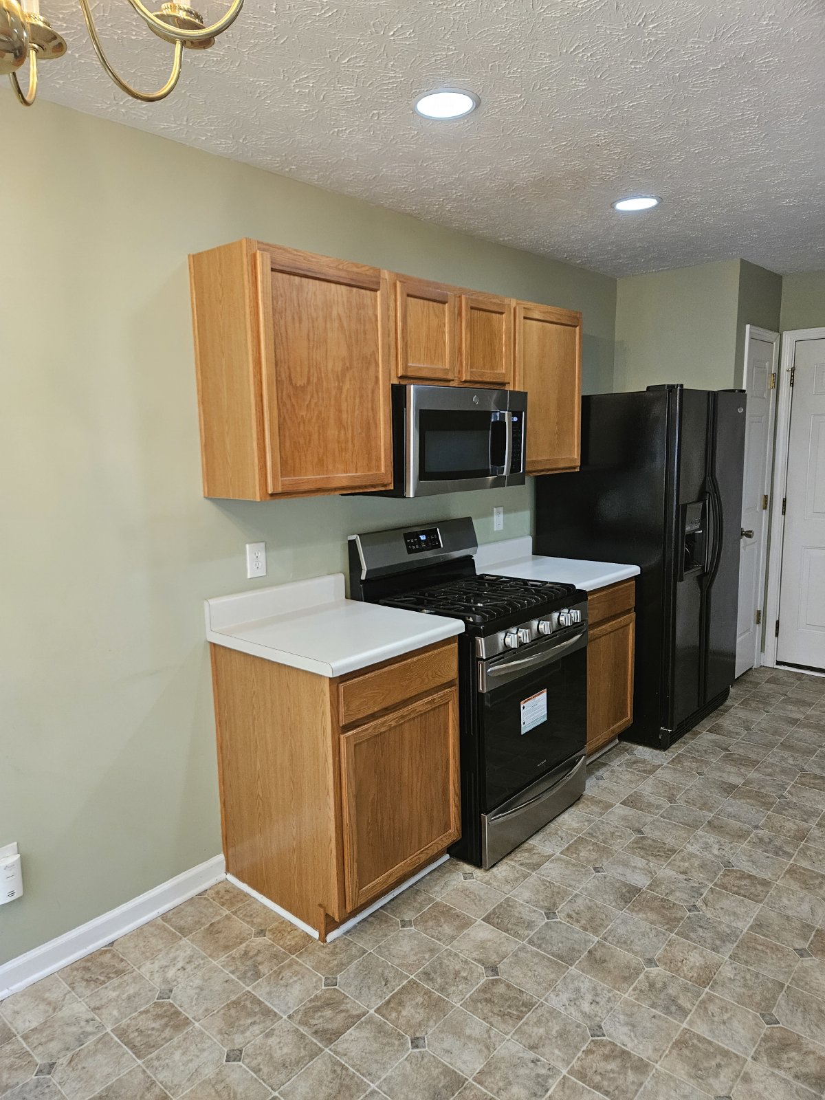 Rare 3 bed 2.5 located in the Etowah School District property image