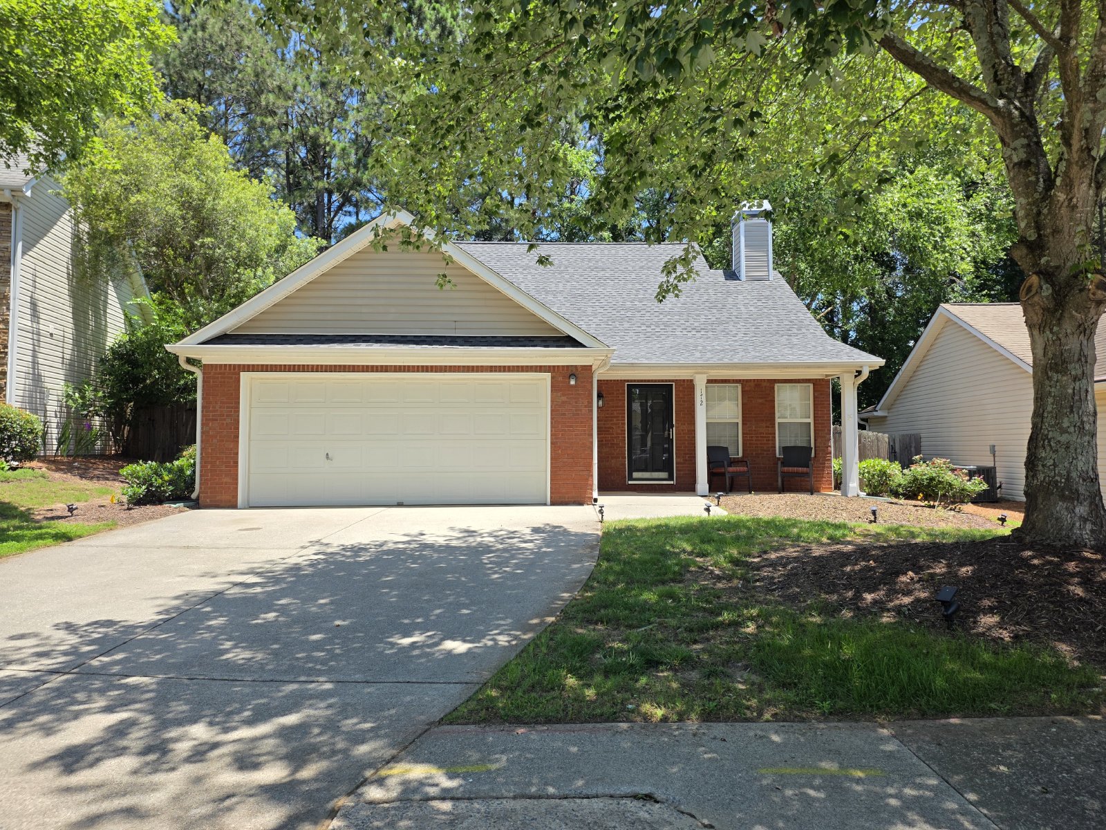 Rare 2 bed 2 bath Ranch located in Woodstock property image