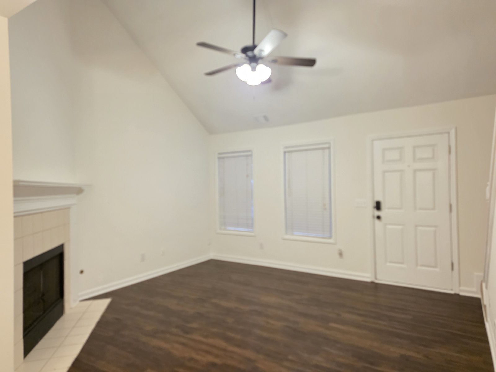 Rare 2 bed 2 bath Ranch located in Woodstock property image