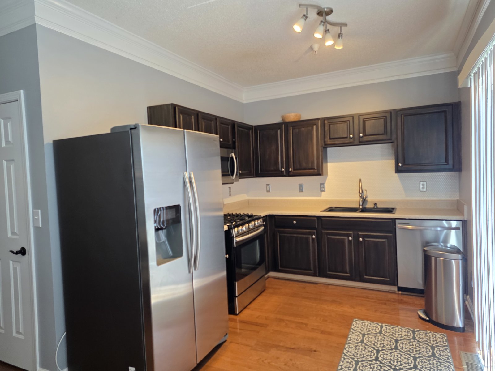 Rare 2 bed 2.5 bath Townhome located in Woodstock property image