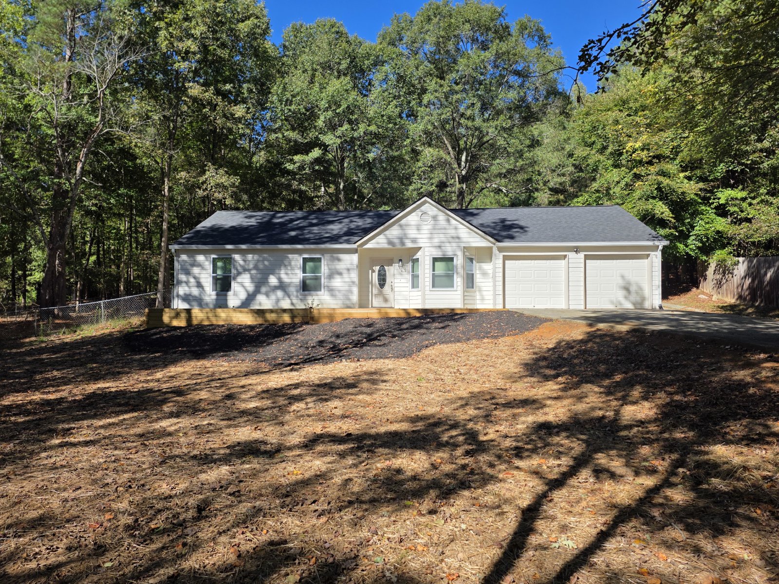 Renovated 3 bed 2 bath ranch located in Woodstock property image