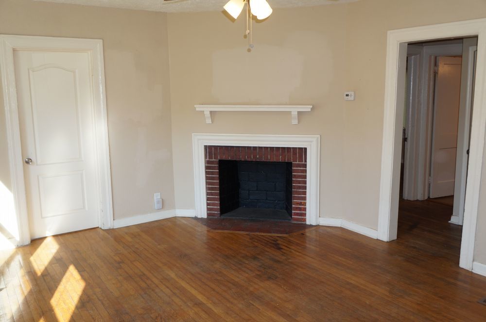 Rare 2 bed 1 bath condo located in Marietta property image