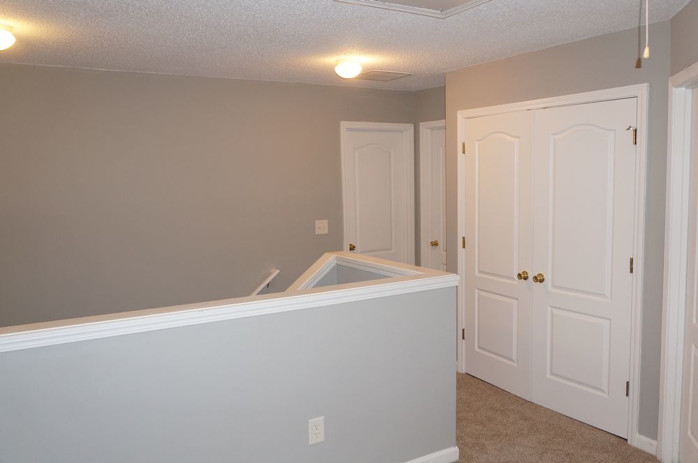 Rare 2 bed 2.5 bath Townhome located in Woodstock property image