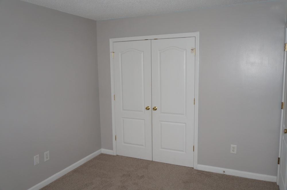 Rare 2 bed 2.5 bath Townhome located in Woodstock property image